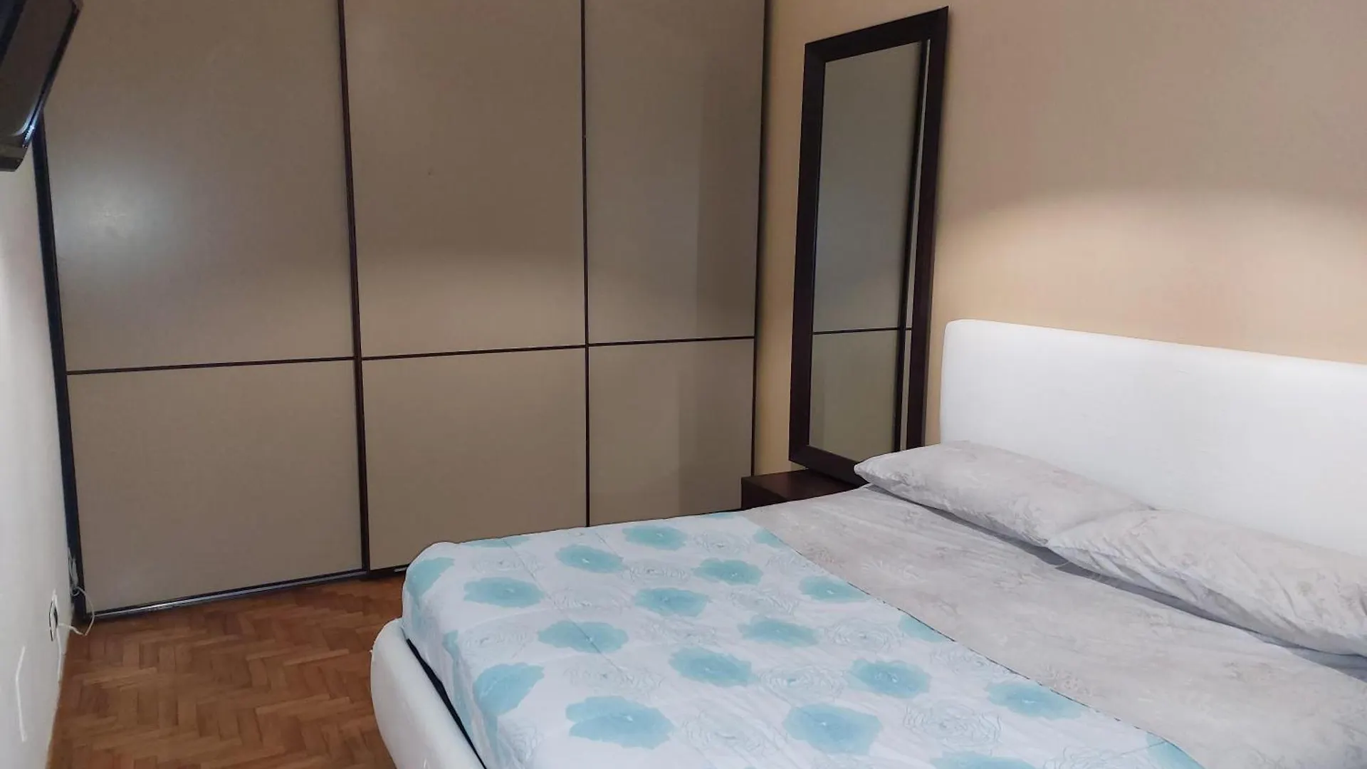 Confortable Flat Near Pz Firenze Milano