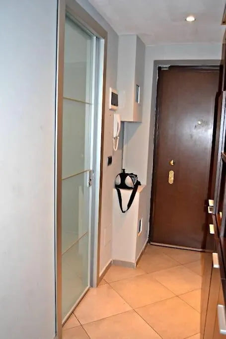 Confortable Flat Near Pz Firenze Milan Italy