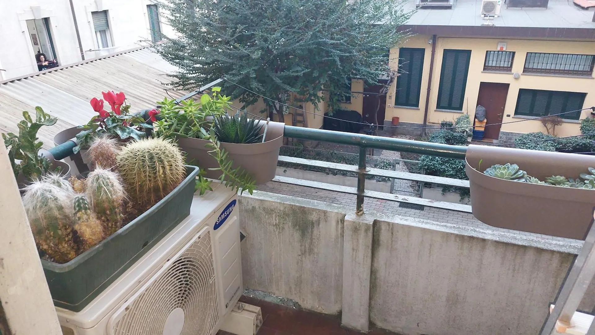 Apartment Confortable Flat Near Pz Firenze Milan