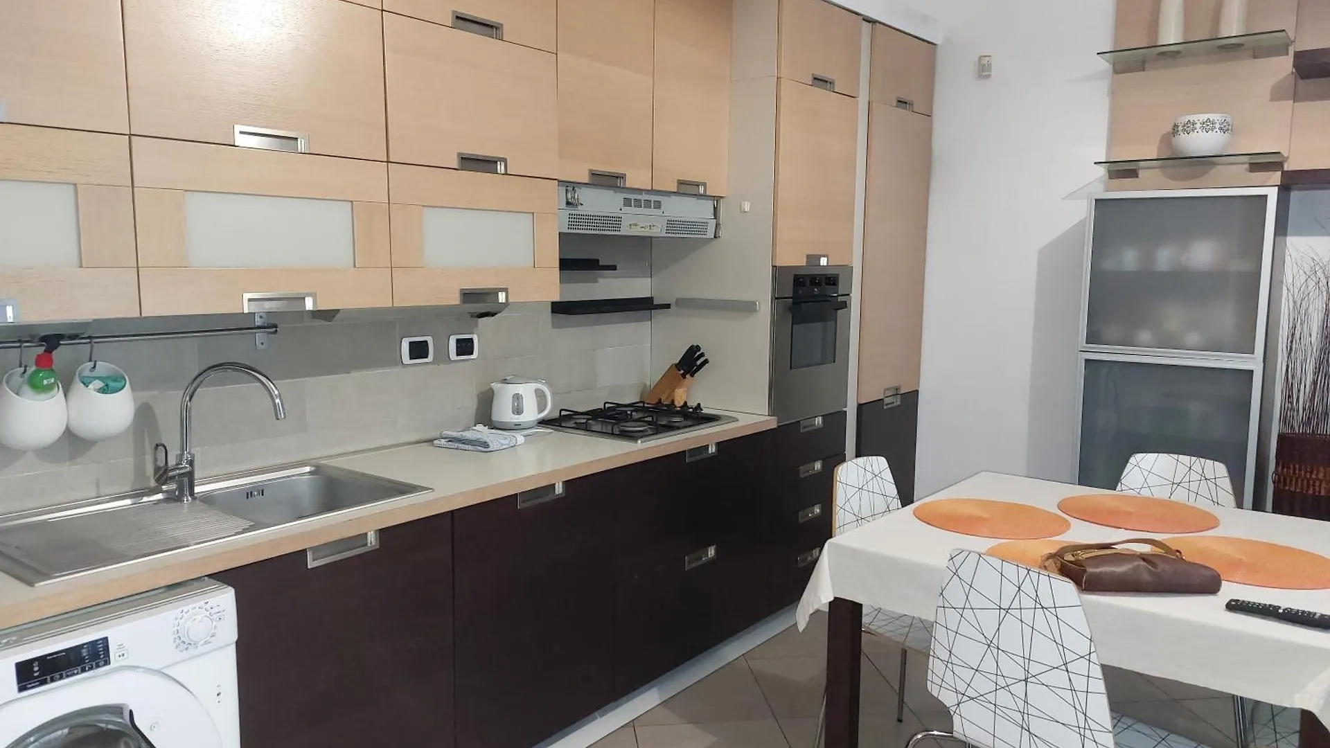 Confortable Flat Near Pz Firenze Milan 0*,  Italy